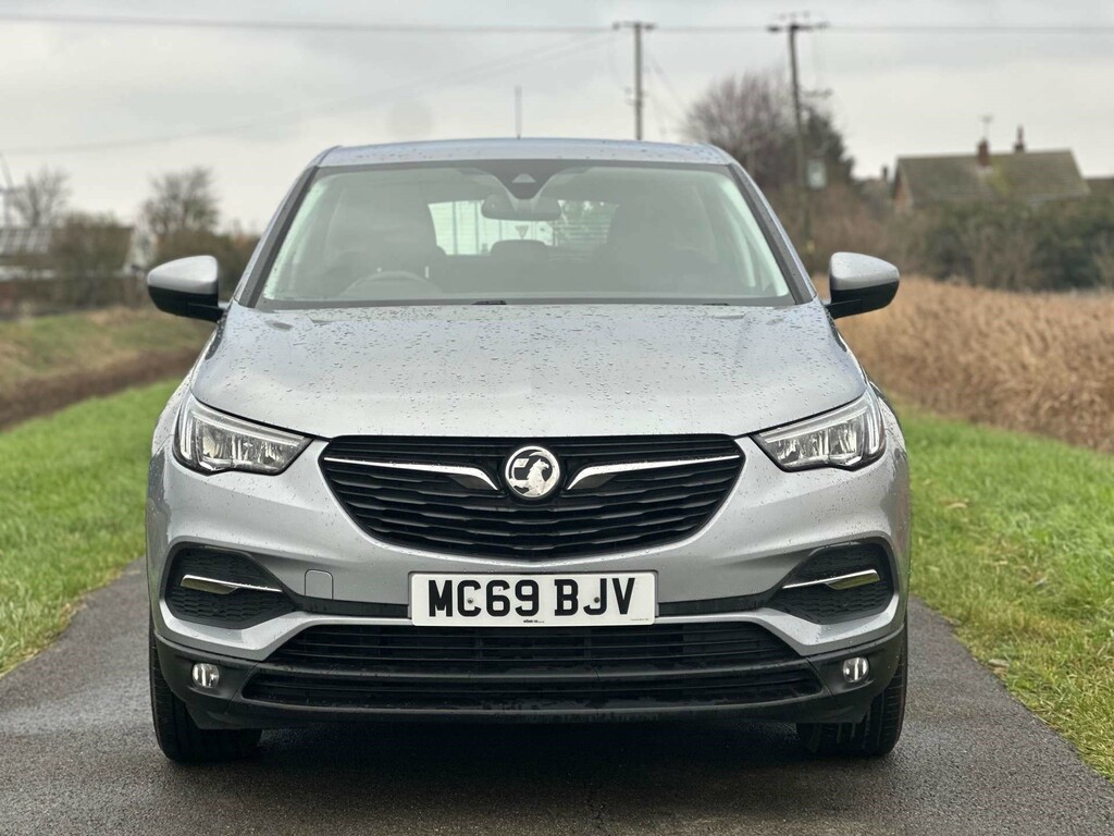 Vauxhall Grandland X Se T MC69BJV Grey #4