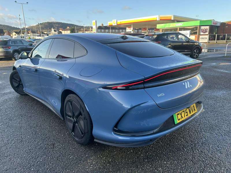 MG IM5 Saloon 100Kwh Long Range Ev Au CX75WVA Blue #2