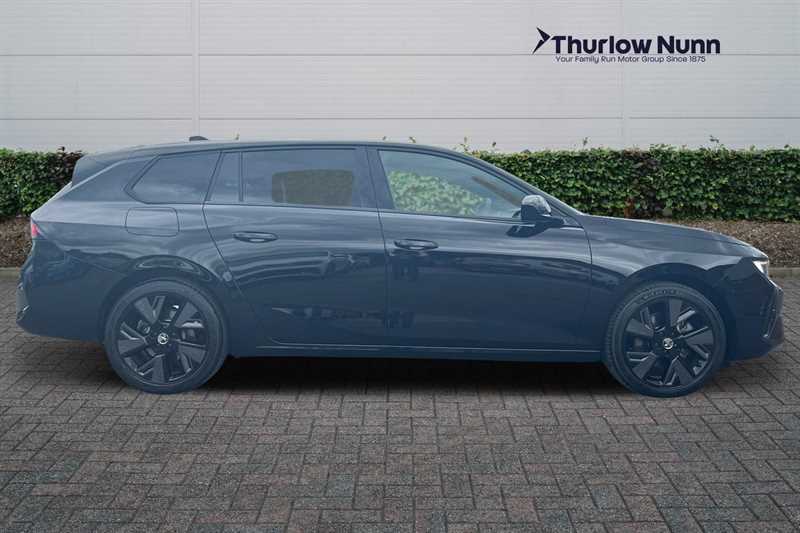 Vauxhall Astra 54Kwh Gs Sports Tourer 156 Ps AU74WWB Black #2