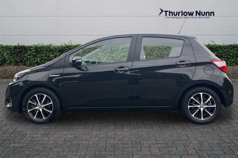 Toyota Yaris 1.5 Vvt-h Icon Tech Hatchback Hybrid E- FE69XPR Black #6