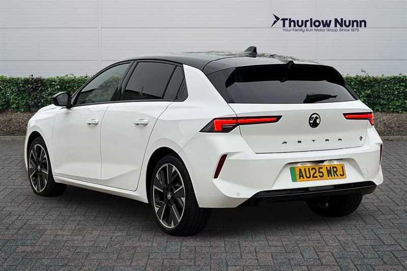 Vauxhall Astra 54Kwh Ultimate Hatchback 156 Ps AU25WRJ White #5
