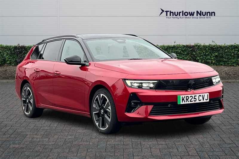 Vauxhall Astra 54Kwh Ultimate Sports Tourer 15 Red