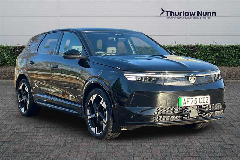 Vauxhall Grandland 73Kwh Ultimate Suv 213 Ps Black