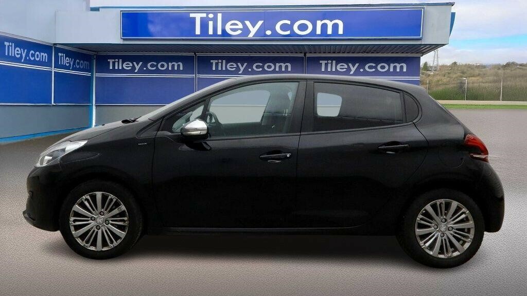 Peugeot 208 1.2 Puretech Signature Euro 6 Ss XUI2959 Black #3