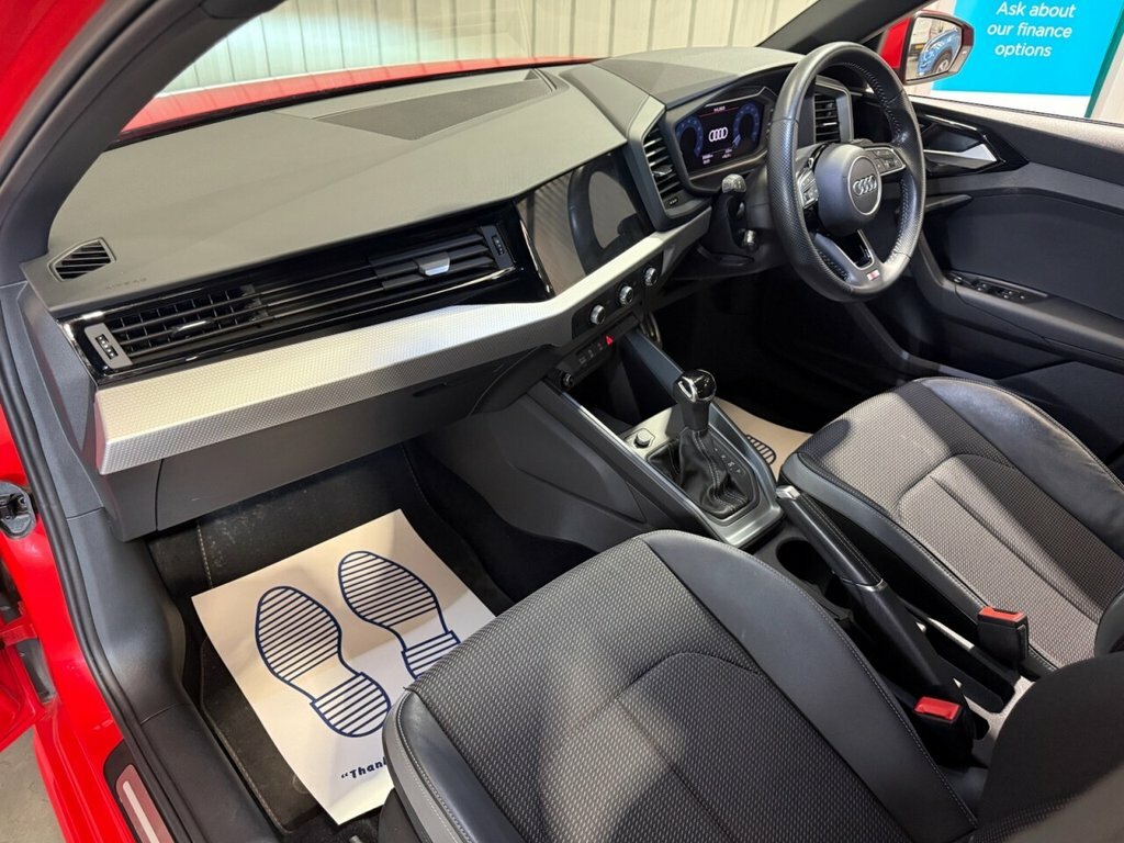 Audi A1 1.5L S Line KN20ZCF Red #4