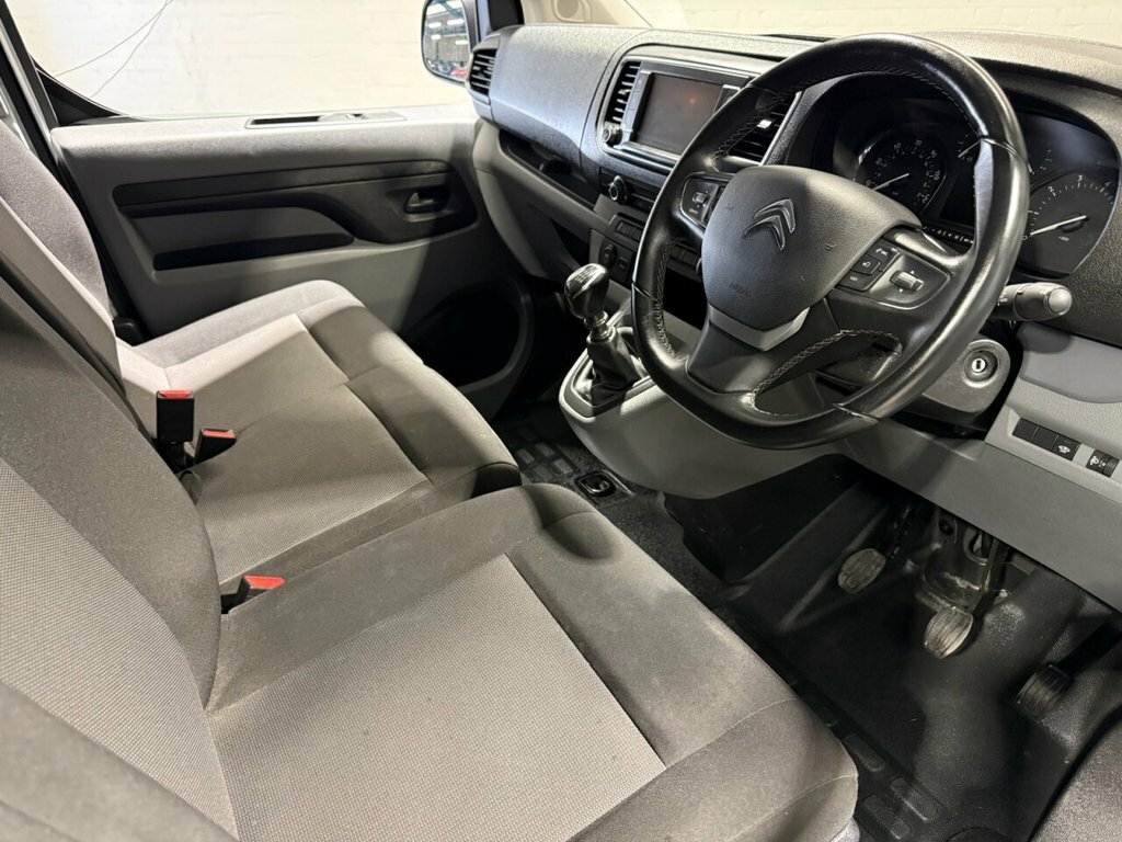 Citroen Dispatch 1.5L Driver Pro M 6Dr LA72YDH White #3