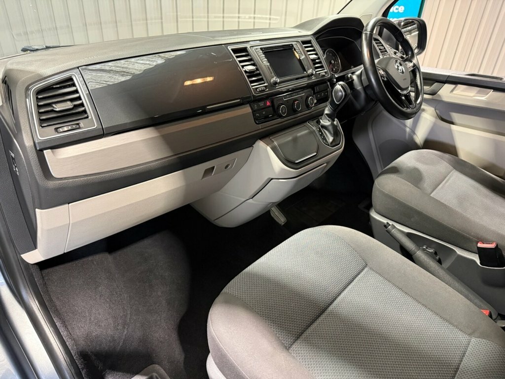 Volkswagen Transporter 2L Highline VA18NYT Grey #4
