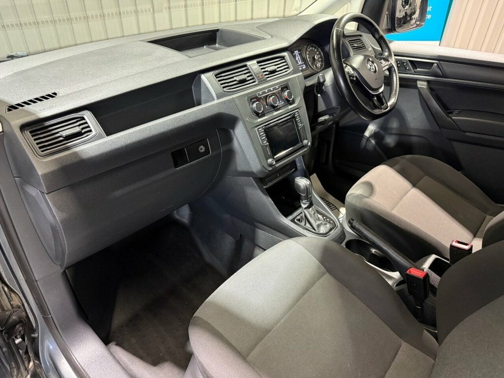 Volkswagen Caddy 2L Highline DF19GBV Grey #6