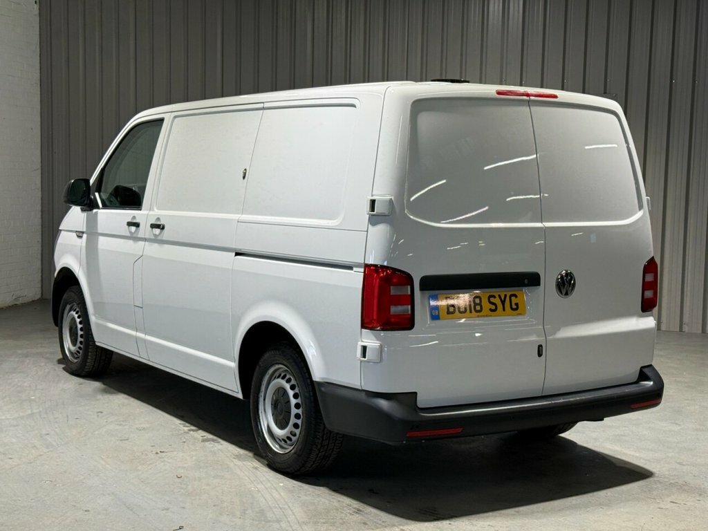 Volkswagen Transporter 2L Startline BU18SYG White #2