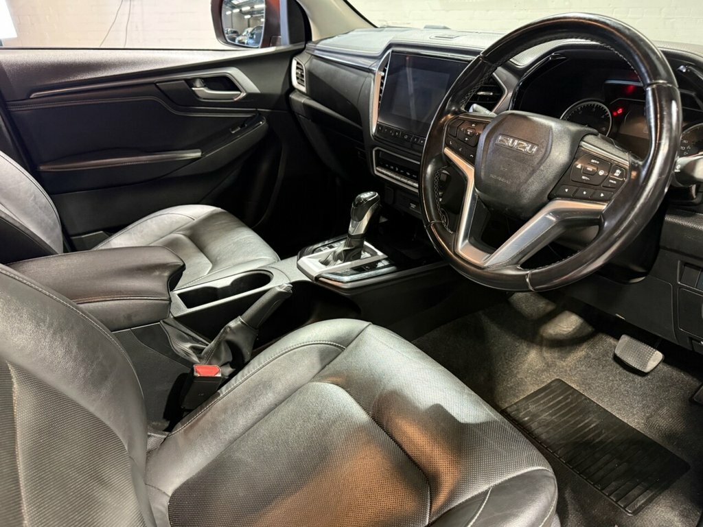 Isuzu D-Max 1.9L Dl40 CA23VCK Orange #3