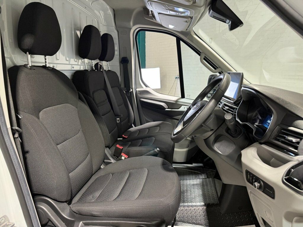Maxus Deliver 9 2L Lux White #5