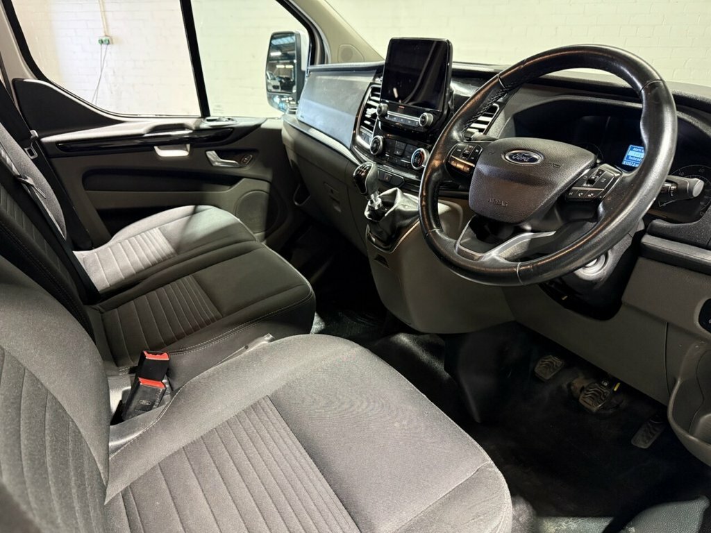 Ford Transit Custom 2L Limited WR71DBX White #3