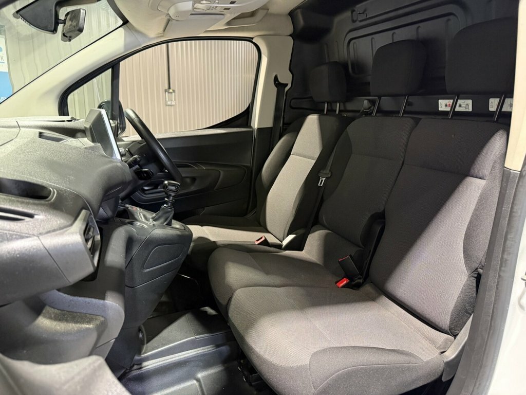Toyota Proace City 1.5L Icon SL72WPK White #6