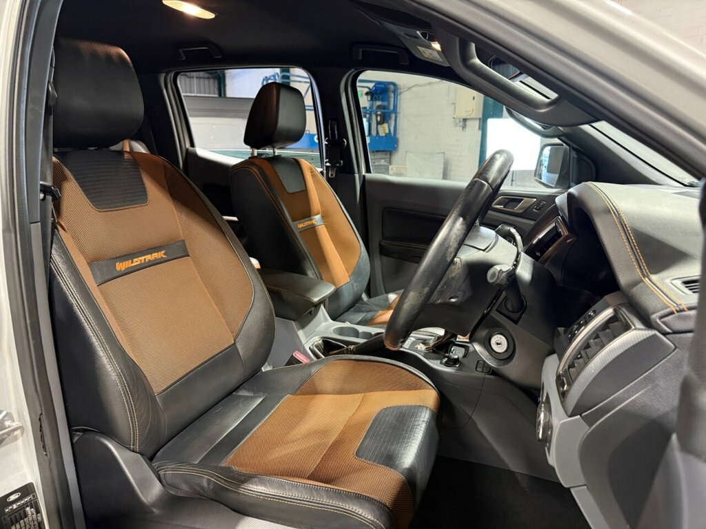 Ford Ranger 3.2L Wildtrak YT18VGN Silver #4