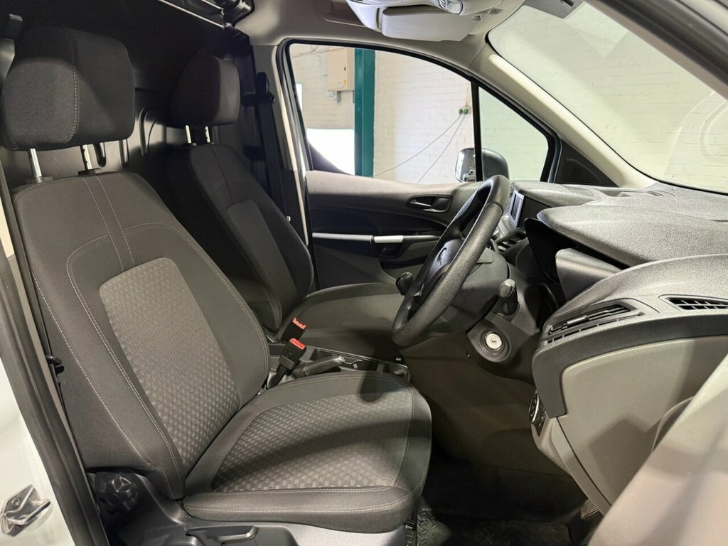 Ford Transit Connect 1.5L Trend FL23VTC White #5