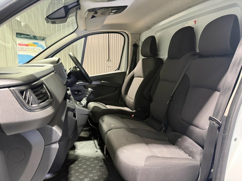 Nissan Primastar 2L Acenta CK73VJV White #5