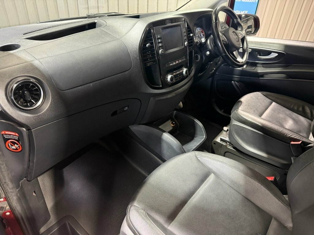 Mercedes-Benz Vito 2L Sport WM70RYT Red #5