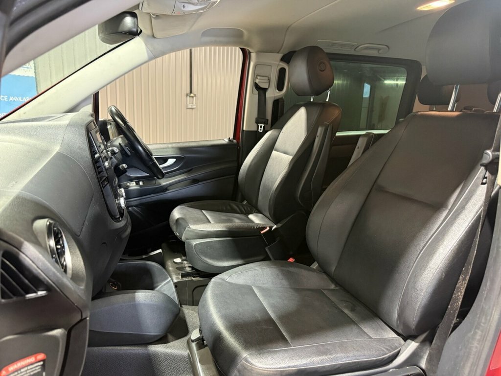 Mercedes-Benz Vito 2L Sport WM70RYT Red #6