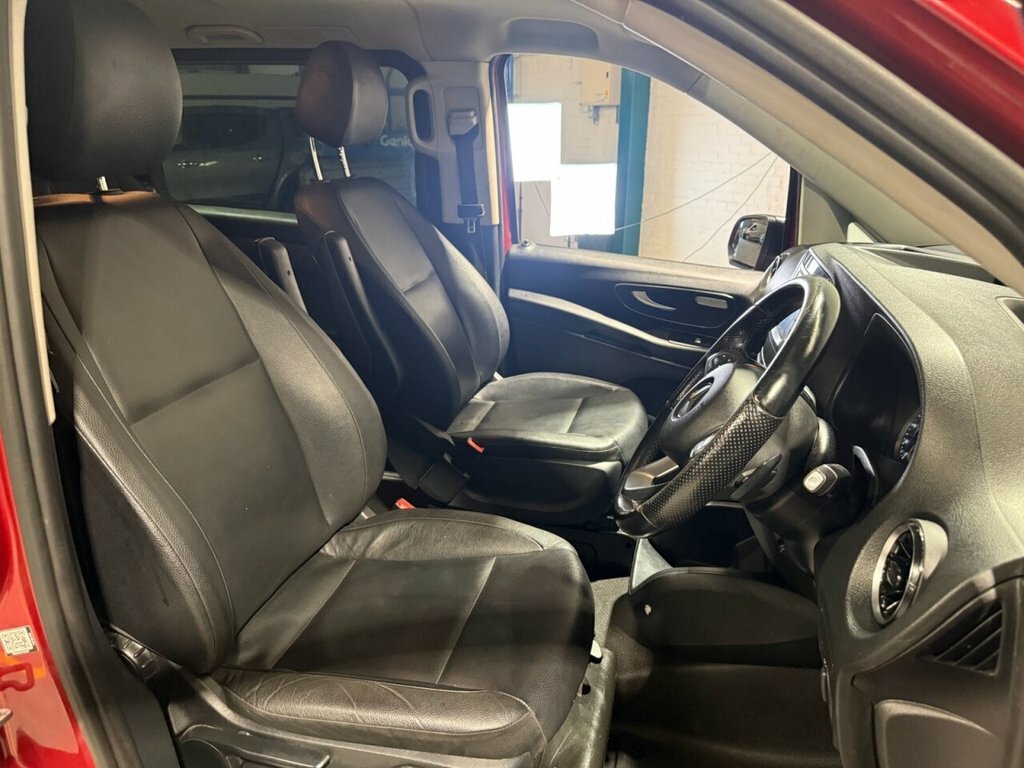 Mercedes-Benz Vito 2L Sport WM70RYT Red #4