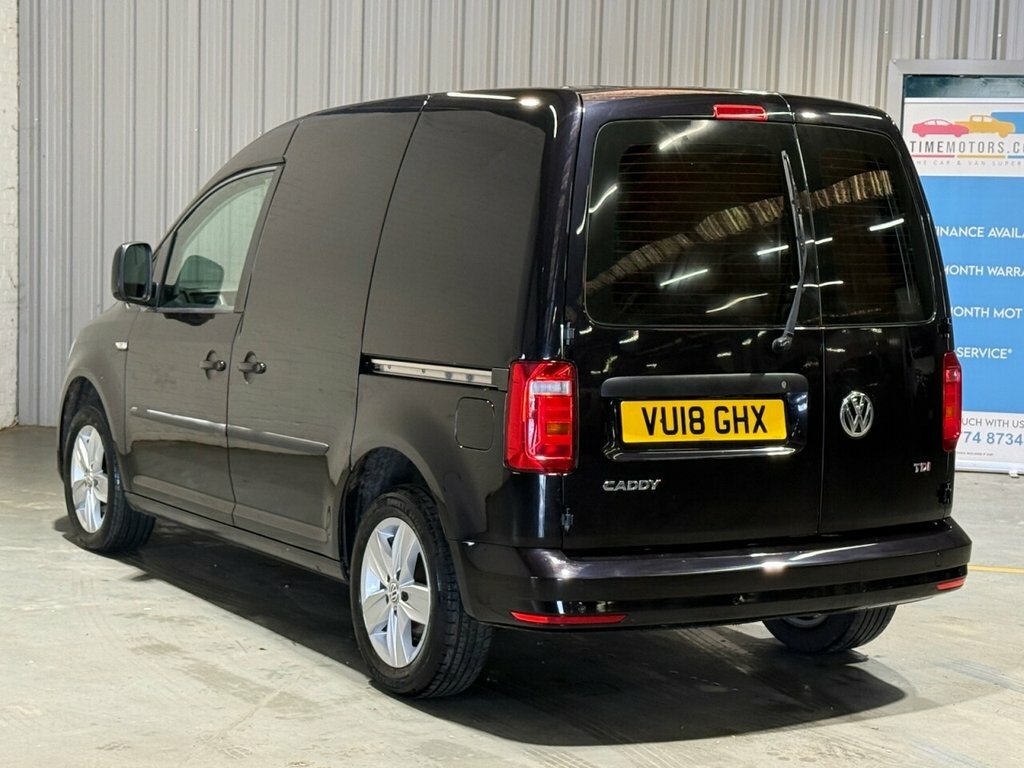 Volkswagen Caddy 2L Highline VU18GHX Black #2