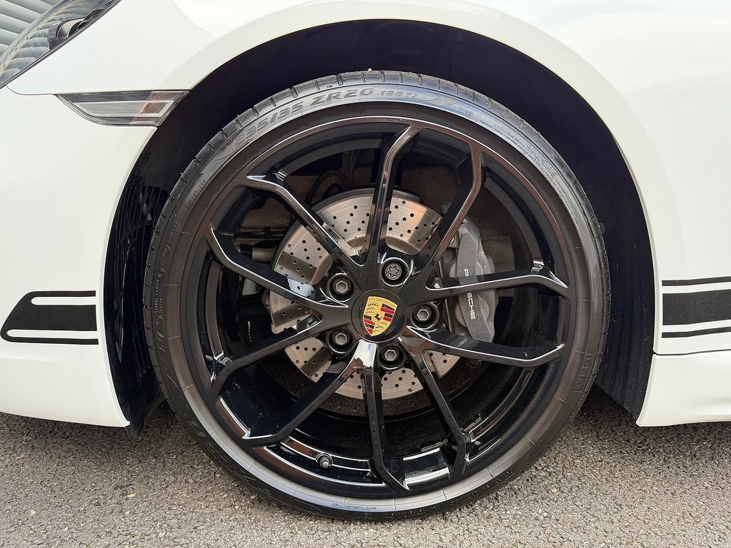 Porsche 718 Cayman T Style Edition White #3