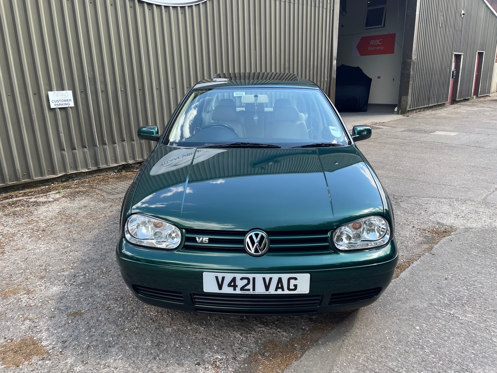 Volkswagen Golf 2.3 Vr5 5... #4