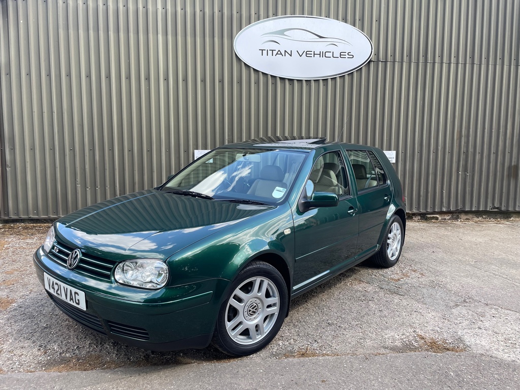 Volkswagen Golf 2.3 Vr5 5... 