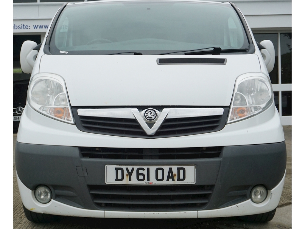 Vauxhall Vivaro Cdti Sportive 2900 U104 White #5