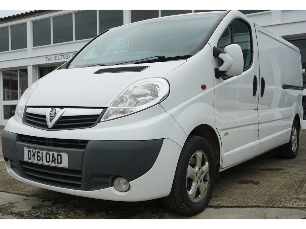 Vauxhall Vivaro Cdti Sportive 2900 U104 White #3
