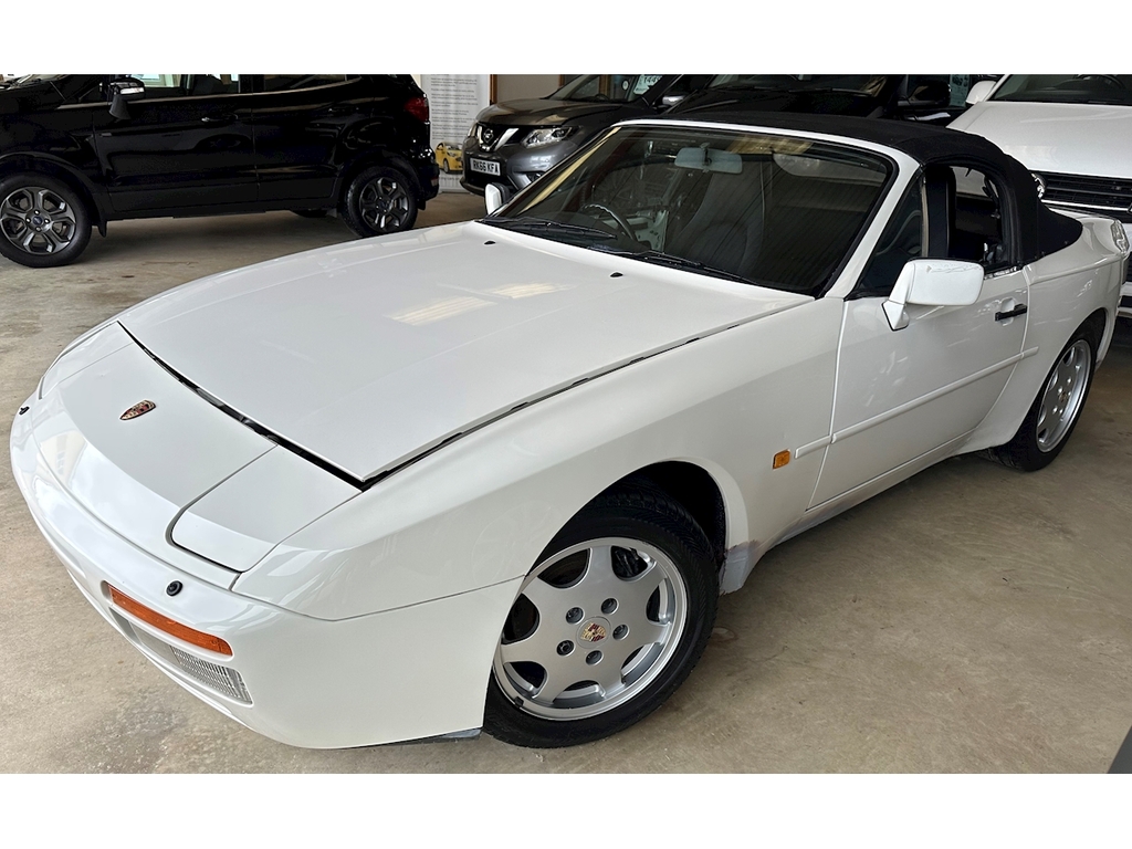 Porsche 944 U226 White #2