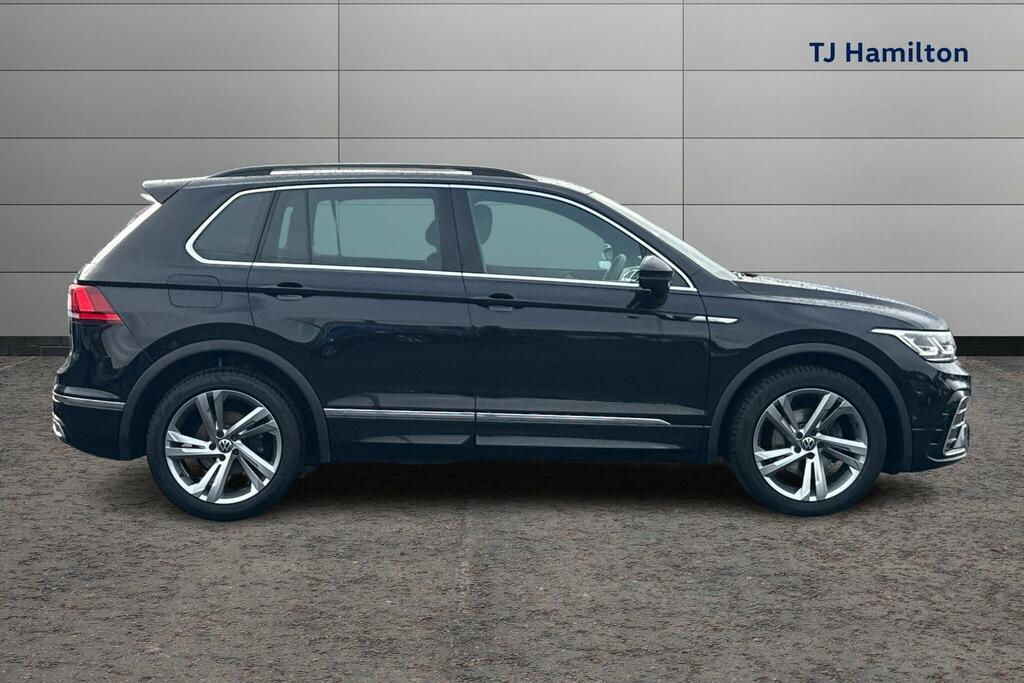 Volkswagen Tiguan 1.5 Tsi 150 R-line Edition Dsg BYZ9709 Black #4