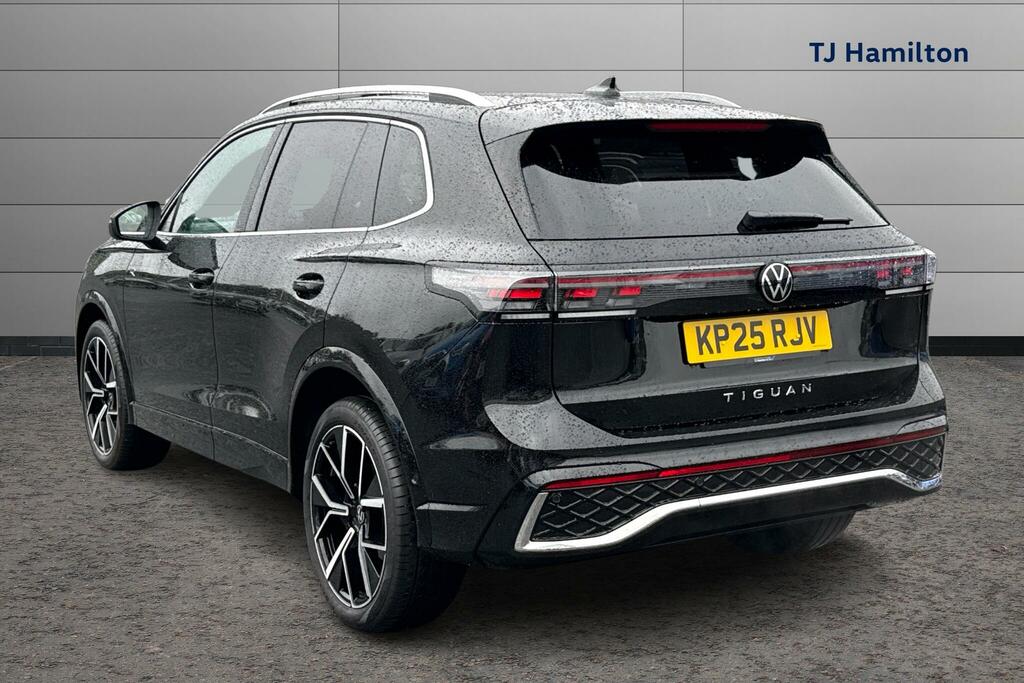 Volkswagen Tiguan 2.0 Tdi R-line Dsg KP25RJV Black #3