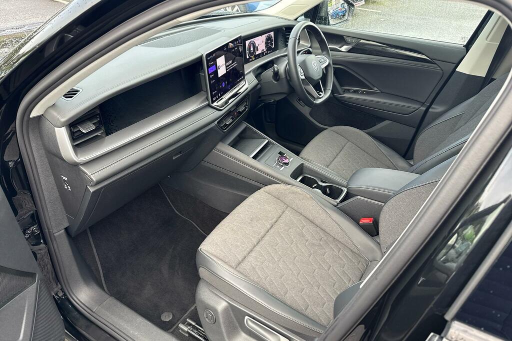 Volkswagen Tayron 1.5 Tsi Ehybrid Match Dsg6 BVZ8449 Black #2