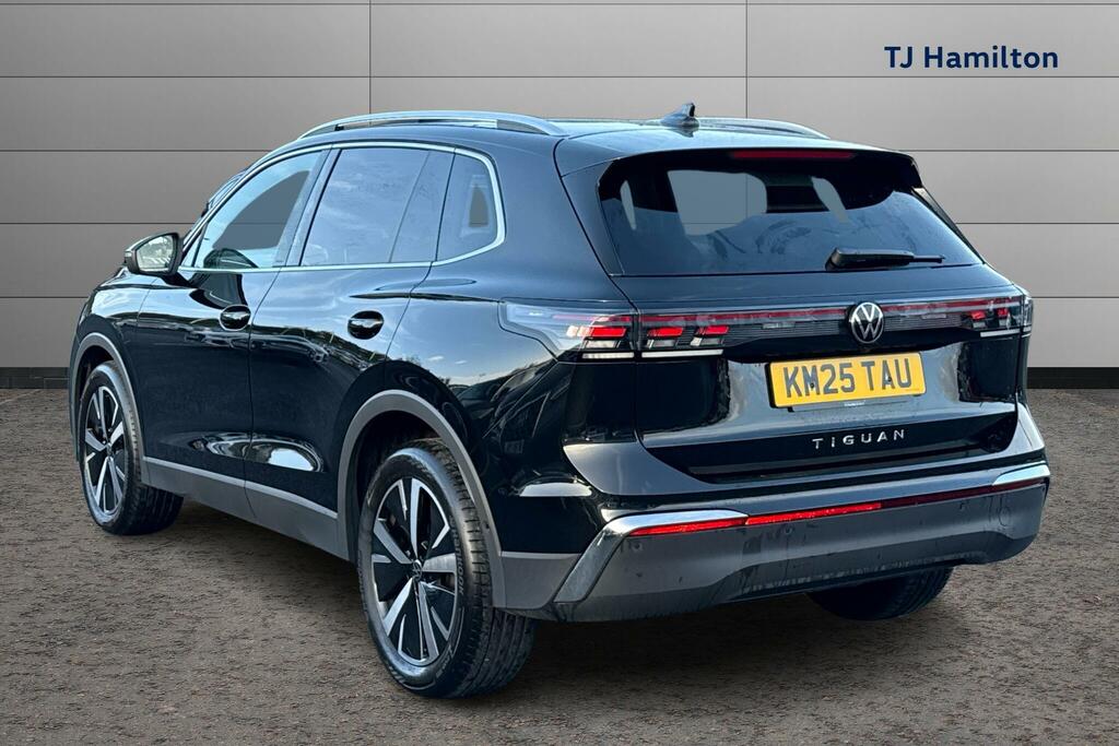 Volkswagen Tiguan 2.0 Tdi Elegance Dsg KM25TAU Black #3