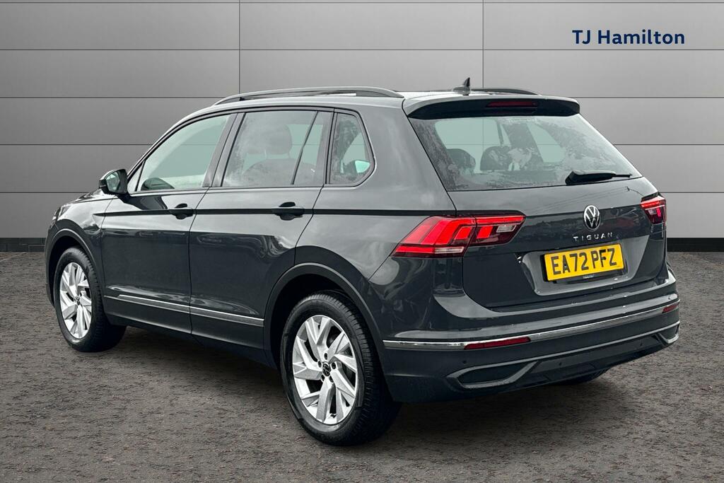 Volkswagen Tiguan 1.5 Tsi Life EA72PFZ Grey #3