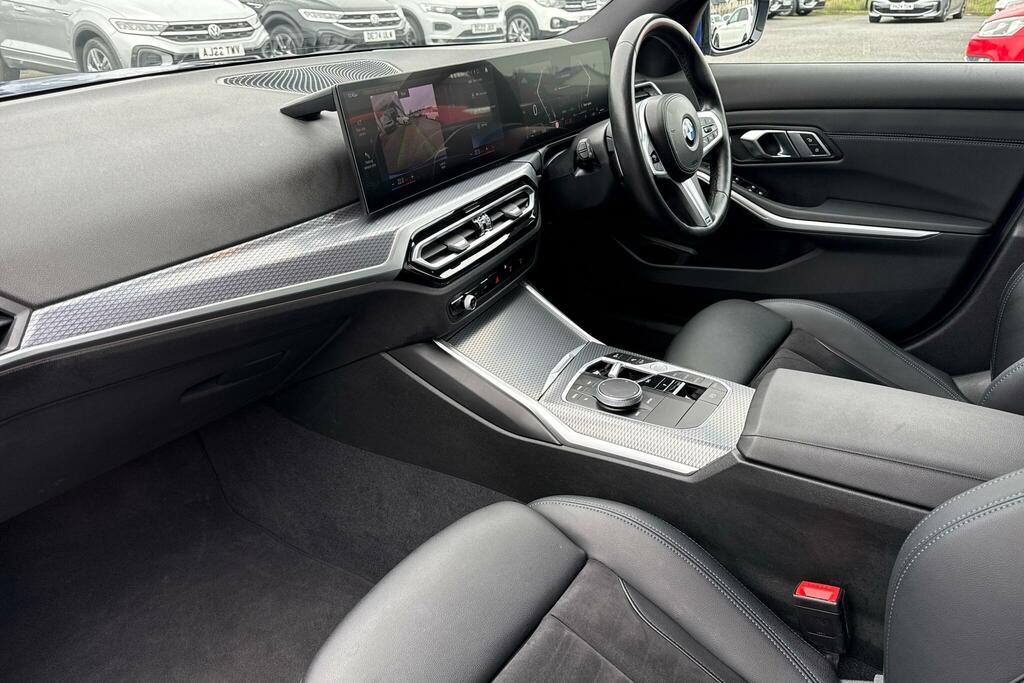 BMW 3 Series 320I M Sport Step YA73ODM Blue #2
