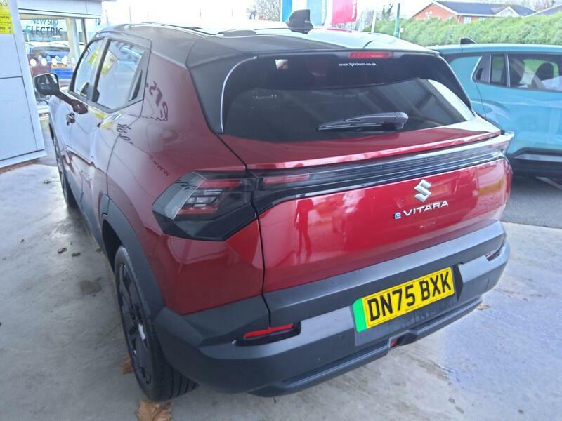 Suzuki  61Kwh Ultra Allgrip DN75BXK Red #5