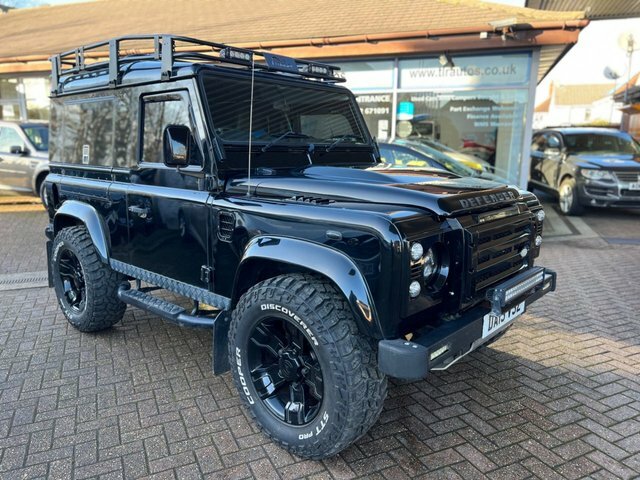 Land Rover Defender 90 2013 90 2.2 Tdci DA13VSZ Black #2