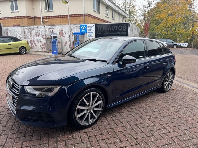 Audi A3 2018 1.5 Tfsi Cod 35 Black Edition Sportback P WF68TBX Blue #5