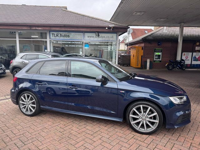 Audi A3 2018 1.5 Tfsi Cod 35 Black Edition Sportback P Blue