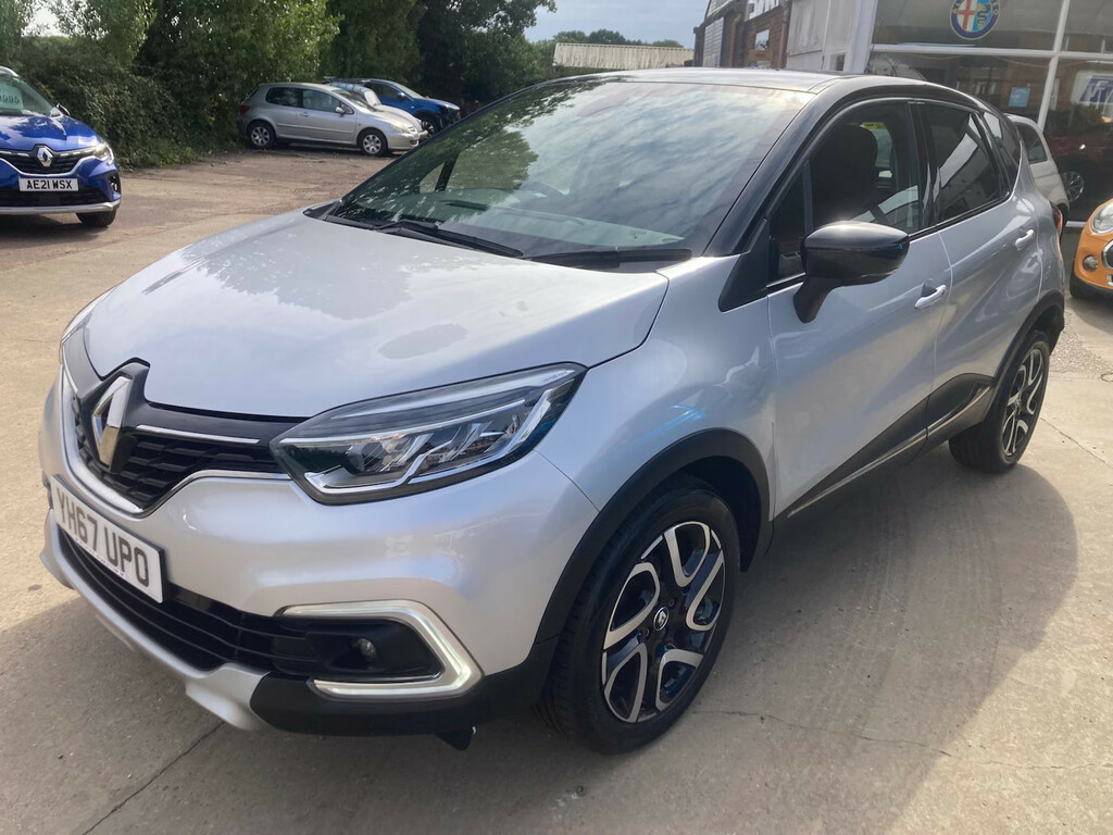 Renault Captur 0.9 Tce 90 Dynamique S Nav Hatchback Ma Black