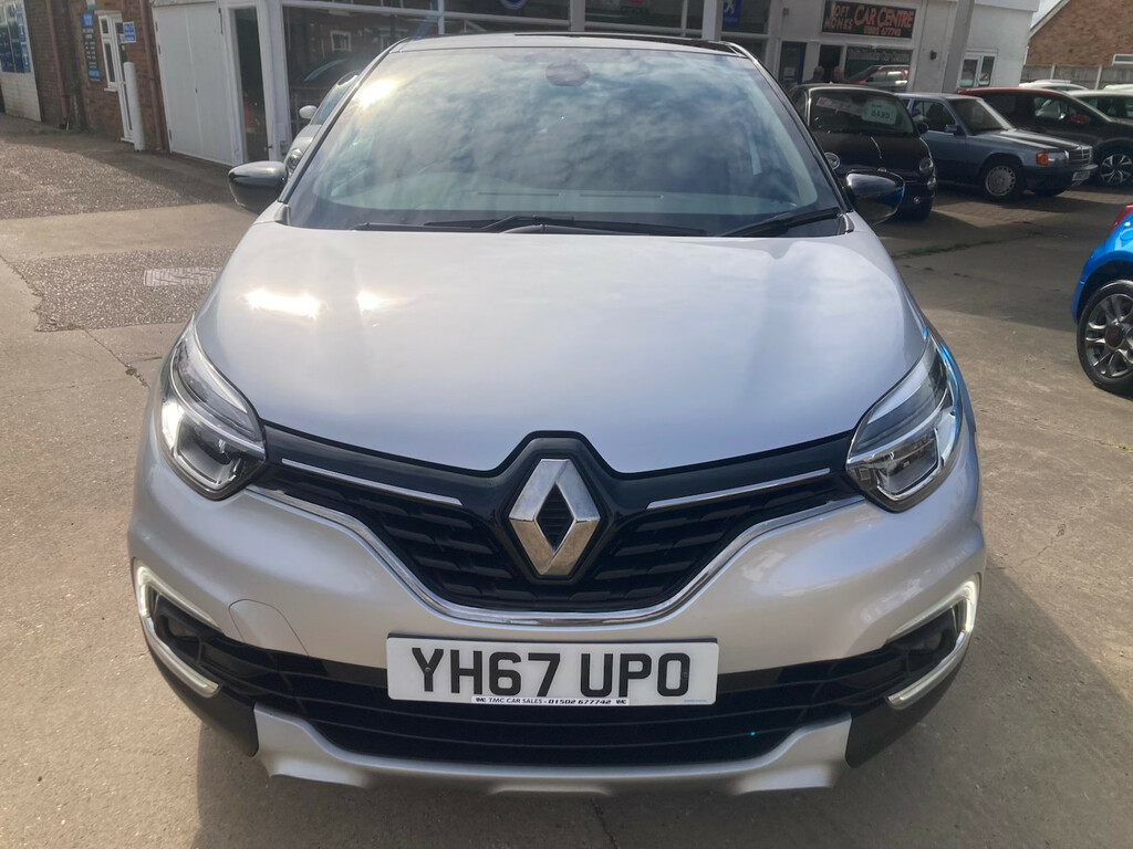 Renault Captur 0.9 Tce 90 Dynamique S Nav Hatchback Ma YH67UPO Black #2
