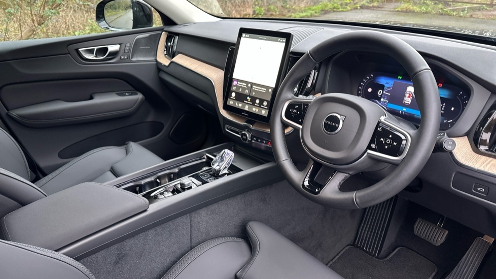 Volvo XC60 2.0 B5 Mhev Plus Suv Hybrid Awd Eu BW75NBD #4