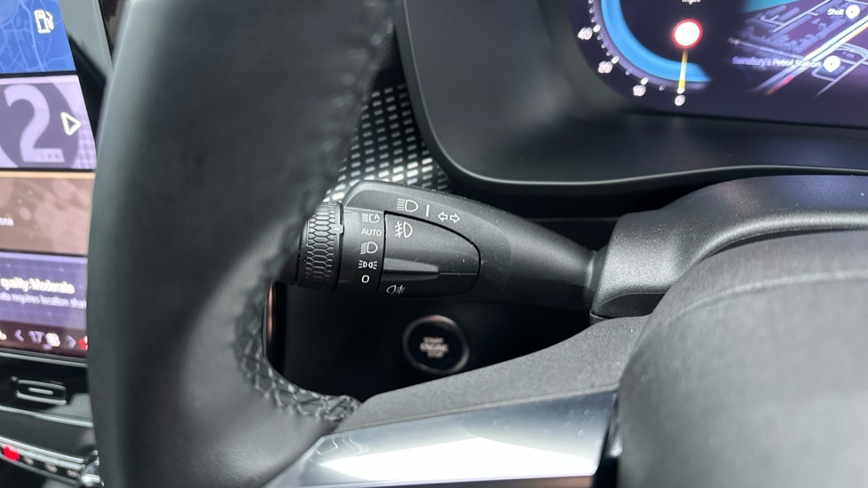 Volvo XC40 Inscription, T3 High Performance Sound-rea Red #20