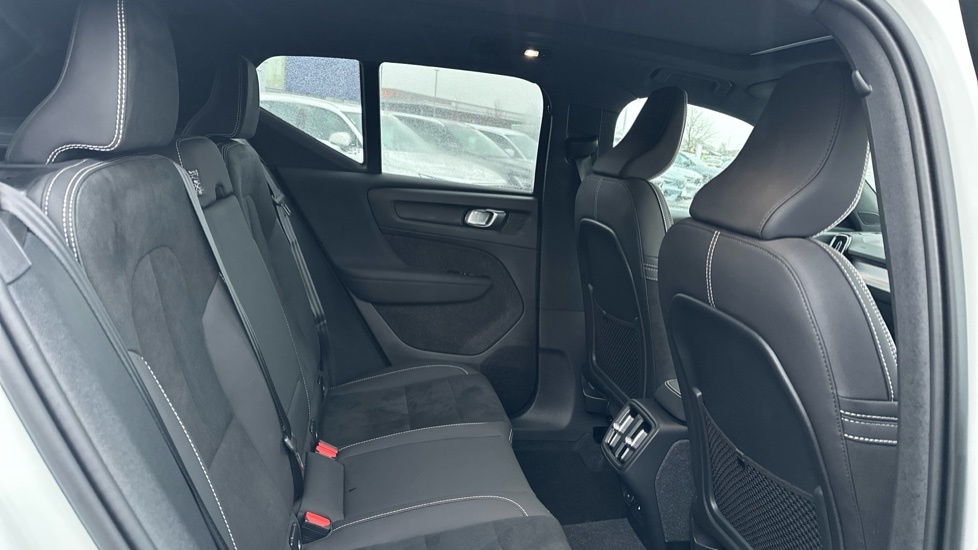 Volvo XC40 Inscription, T3 High Performance Sound-rea Red #6