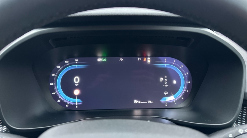 Volvo XC40 Inscription, T3 High Performance Sound-rea Red #11