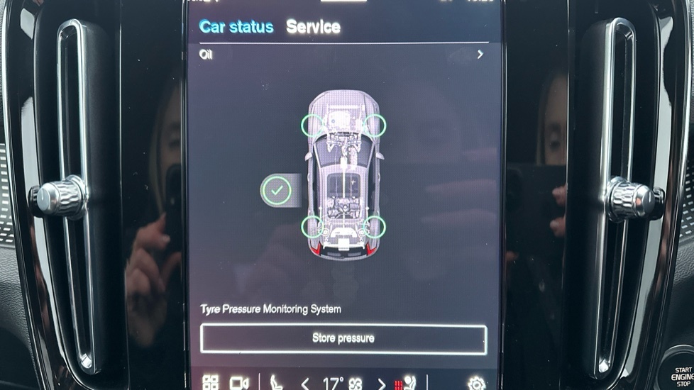 Volvo XC40 Inscription, T3 High Performance Sound-rea Red #15