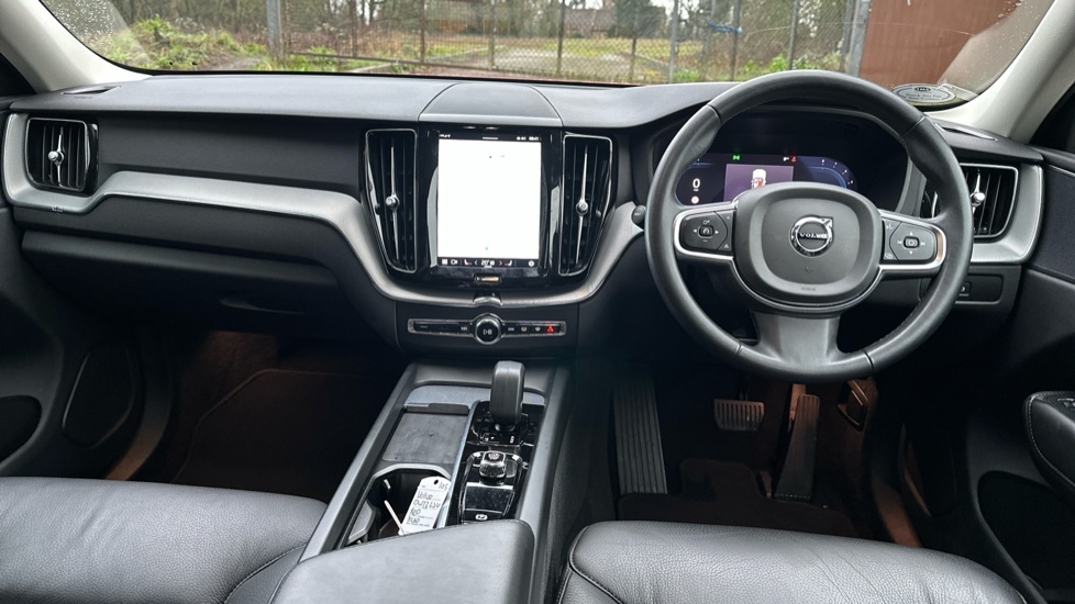 Volvo XC60 2.0 B5 Mhev Core Suv Hybrid Awd Eu OW72LJV Red #5