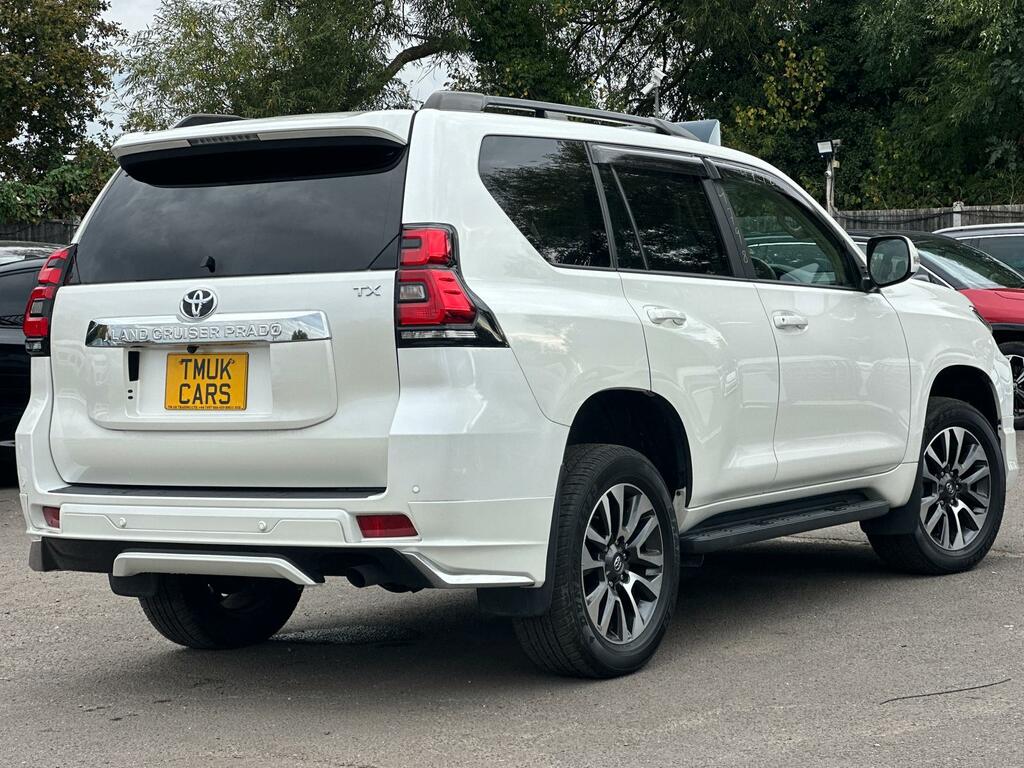 Toyota Land Cruiser 2.7 202323 7 Seats 4Wd Sunr White #3