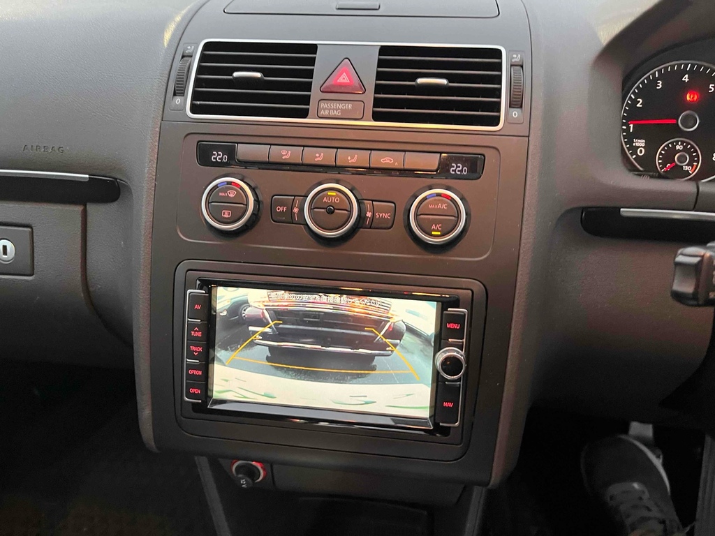 Volkswagen Touran 1.4 201414 7 Seats Mpv Fresh Import Black #3